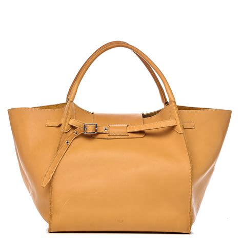 Medium Big bag in soft bare calfskin .